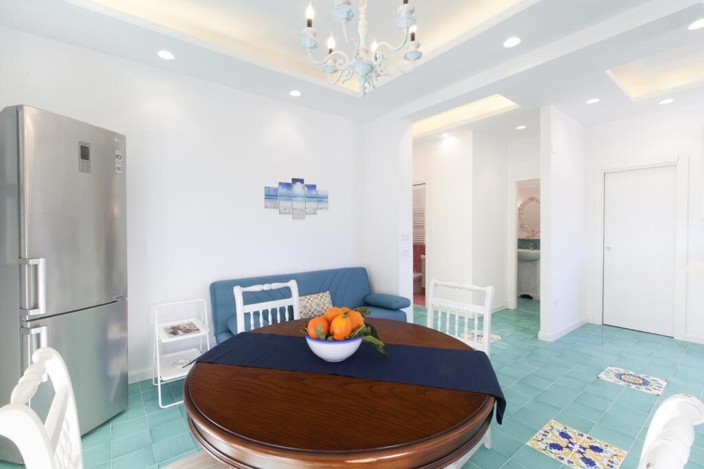 Appartement Super Attico Vista Mare Con Piscina à Sorrente Extérieur photo